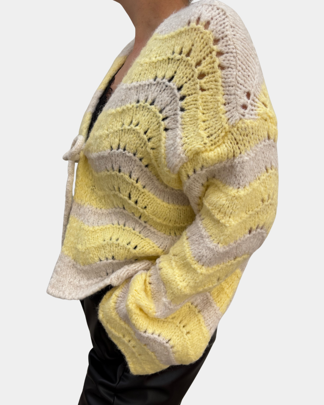 Cardigan yellow