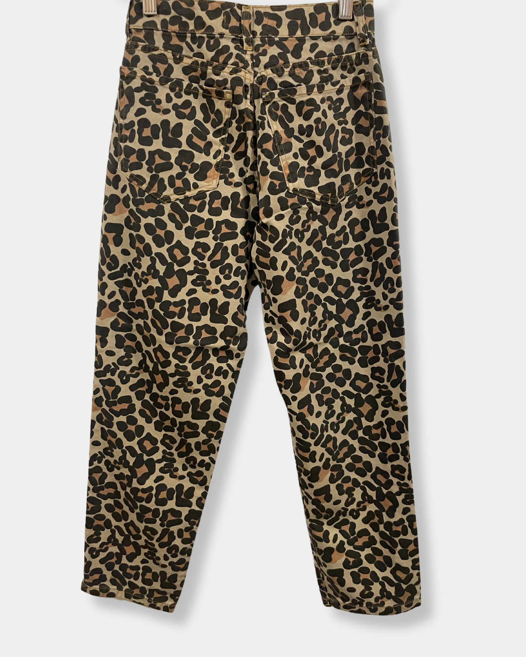 Jeans con stampa animalier