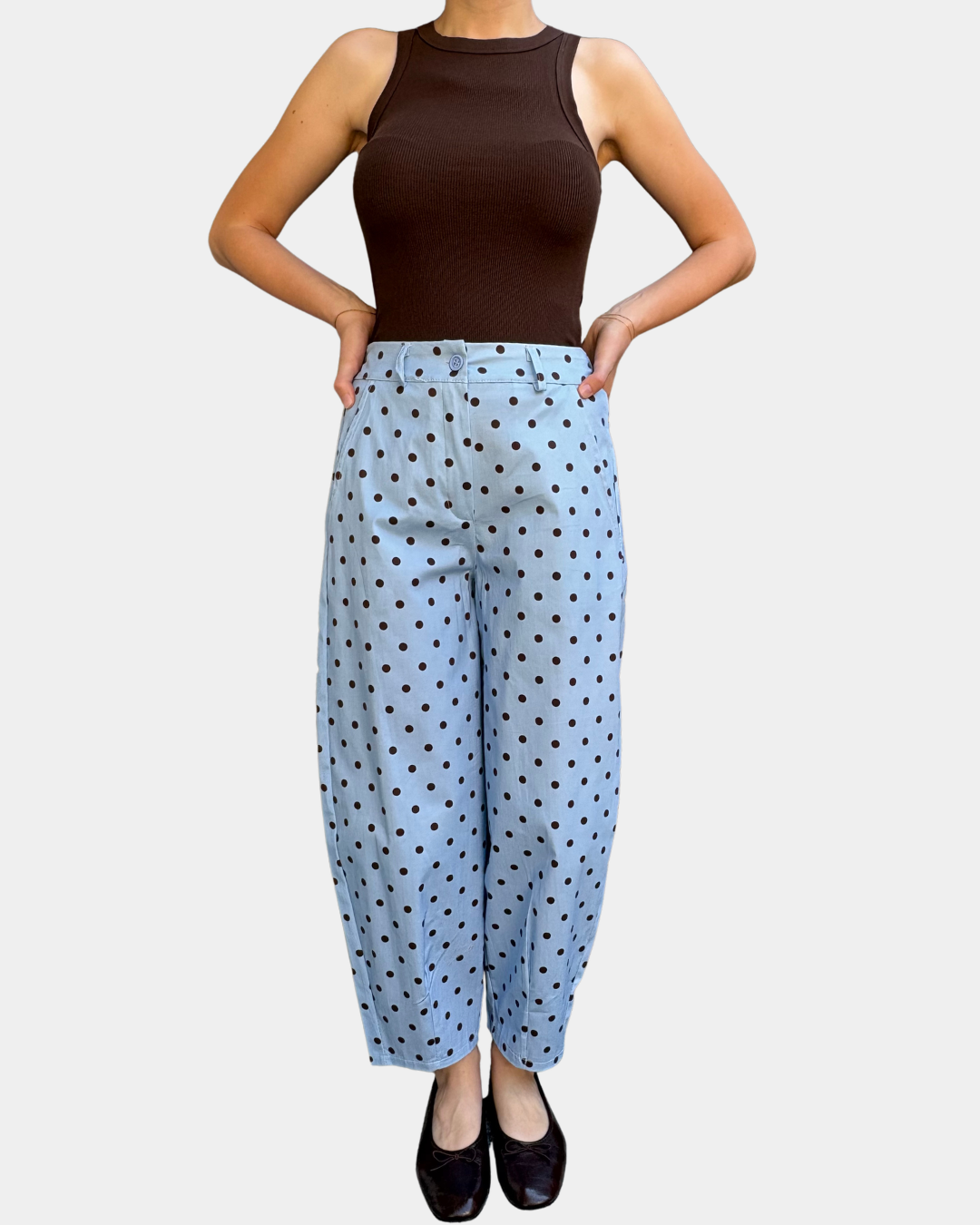 Pantaloni pois