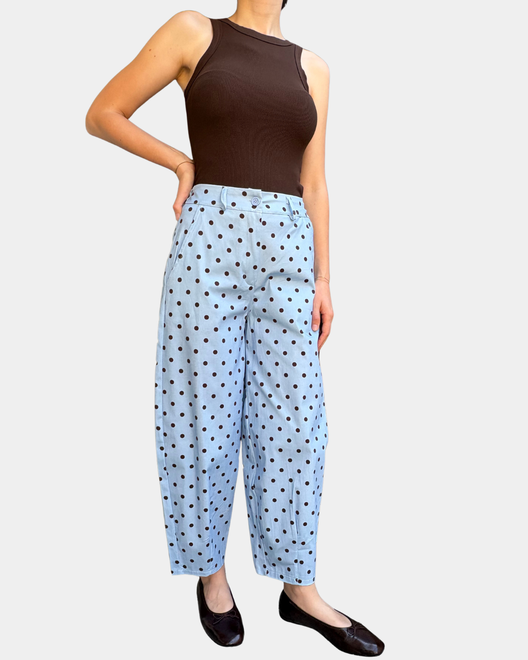 Pantaloni pois