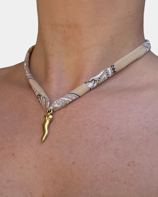 Collana bandana