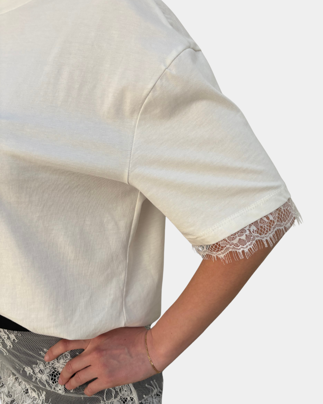 T-shirt pizzo Lumina