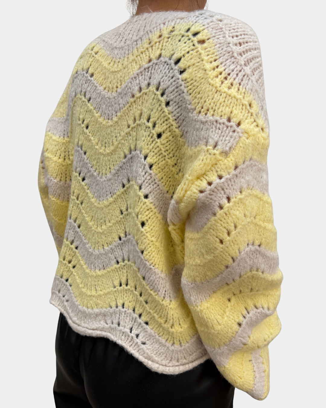 Cardigan yellow
