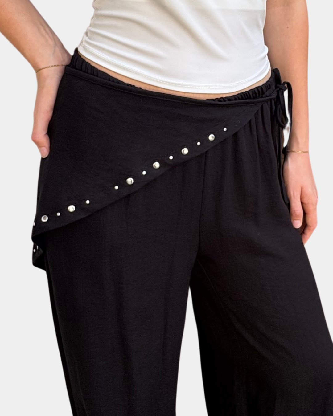 Pantalone borchie