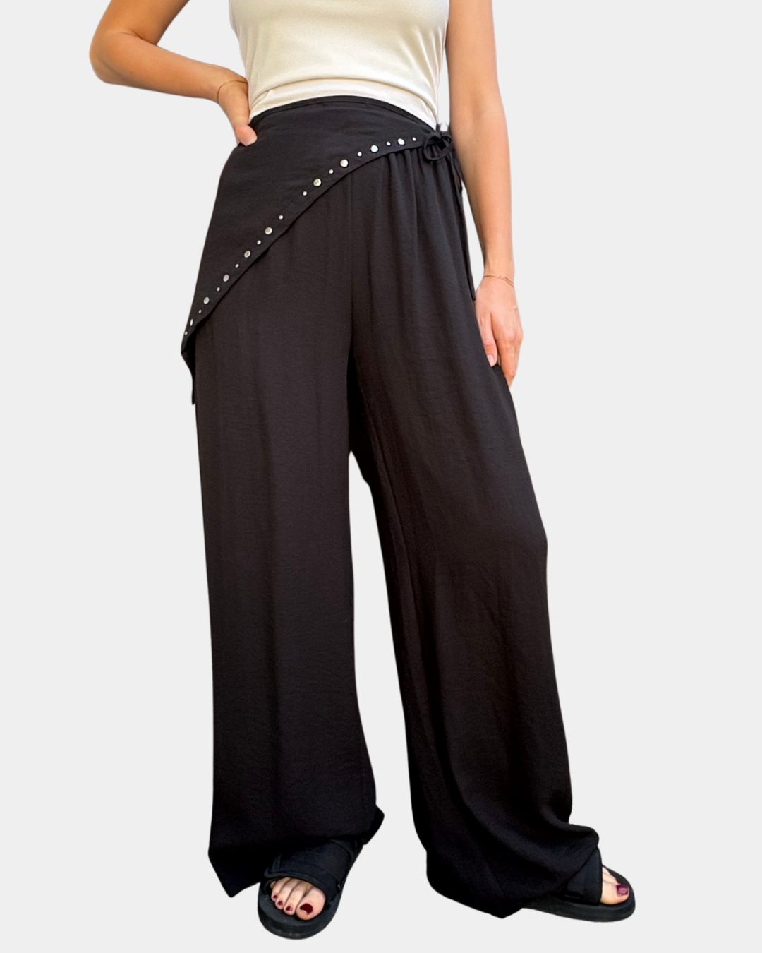 Pantalone borchie