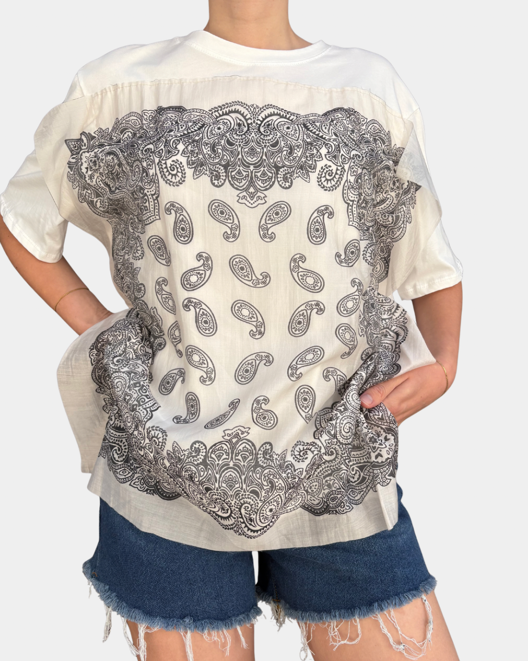 T-shirt bandana bianca e nera