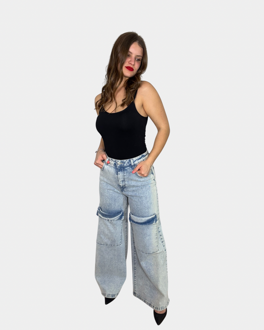 Jeans cargo a vita alta