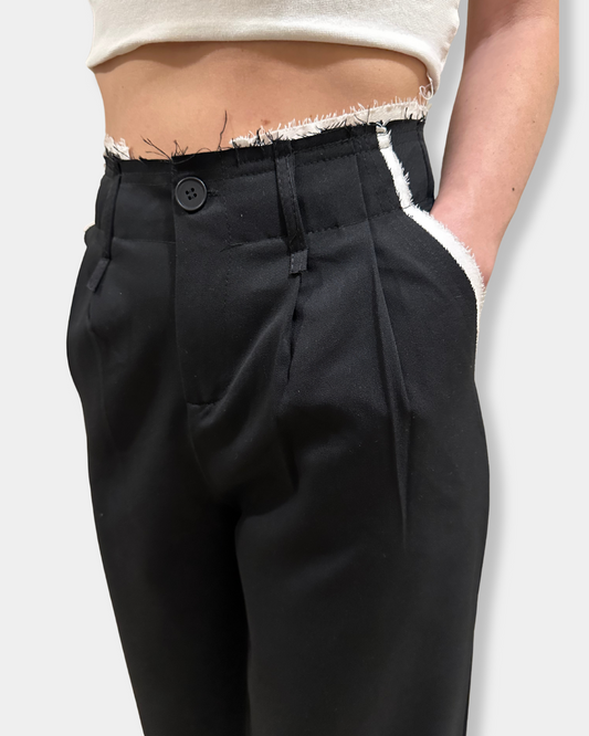 Pantalone vita alta taglio vivo