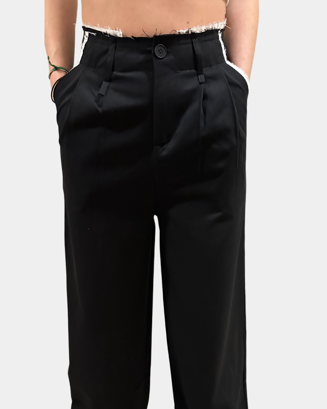 Pantalone vita alta taglio vivo
